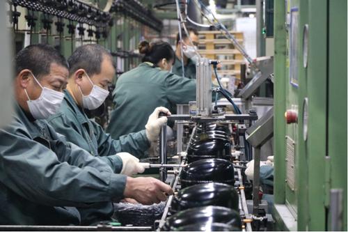 海 外订单饱满 ，长虹电视、冰空洗等同比大幅增长