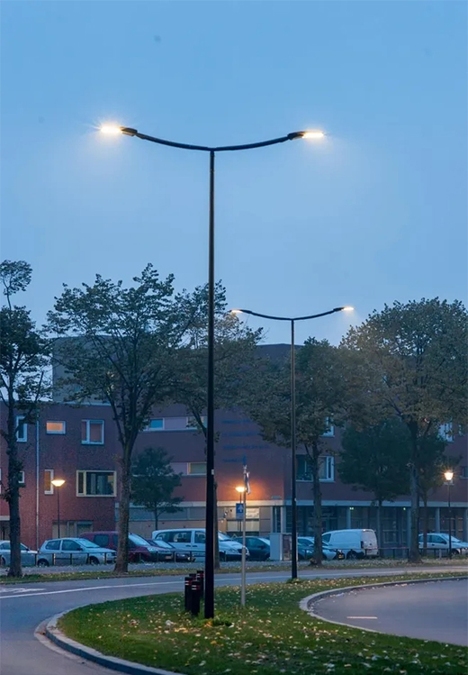 LED·Ϊĳɫ