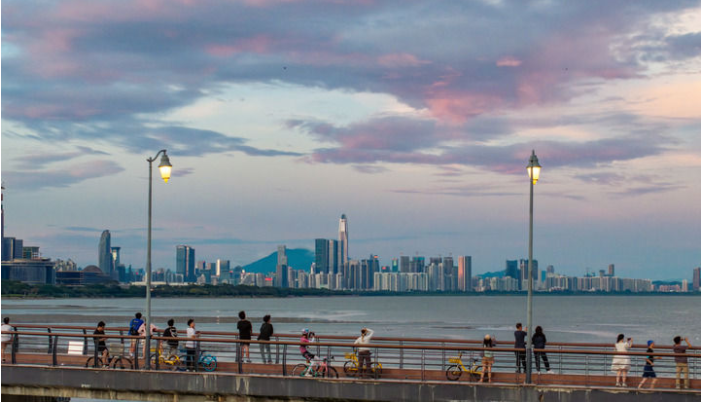 勇立潮头再出发——写在深圳经济特区建立45周年之际